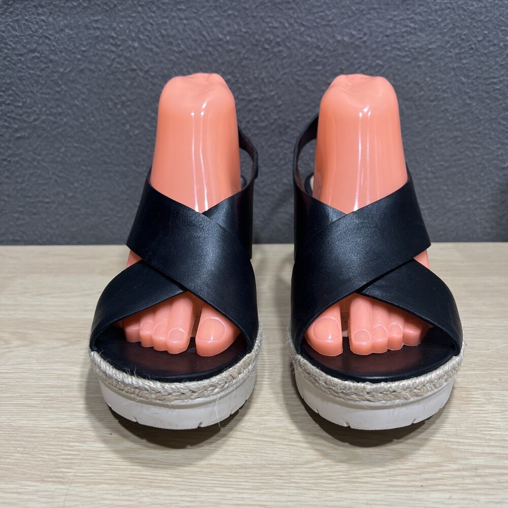Clark's Artisan Wedge Sandal Black Leather Rubber Sole Womens Size 12M - Picture 4 of 12